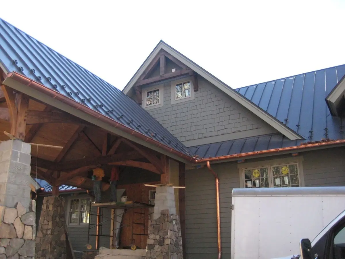 Craftsman Roofing team delivering quality roofing work in Carle Place